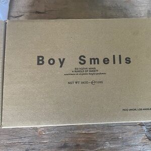 Boy smell candles